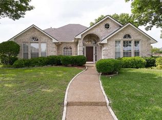 1100 Shawnee Trl, Carrollton, TX 75007