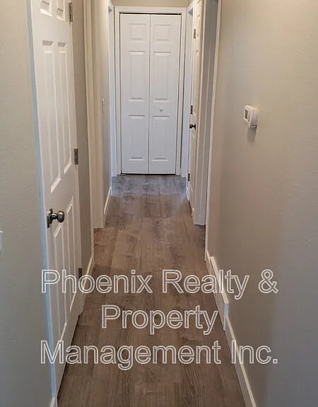 1362 Tipperary St — Photo 9