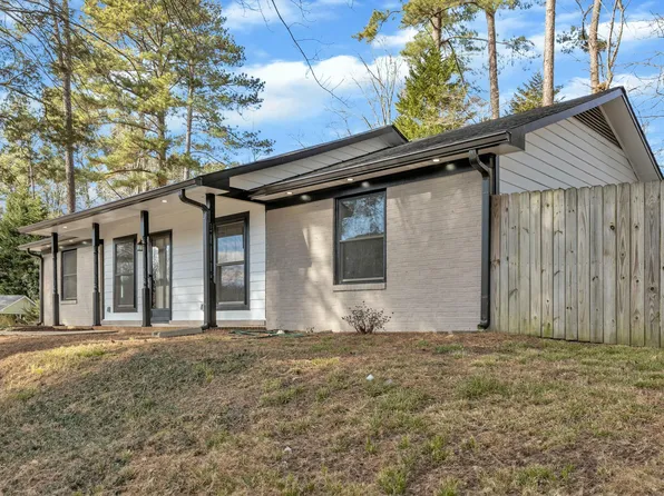 5808 Farm Gate Rd, Raleigh, NC 27606