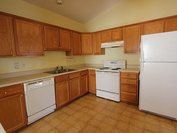 5th image of 6 Otter Creek Drive
