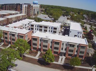 320 S School St #350, Mount Prospect, IL 60056