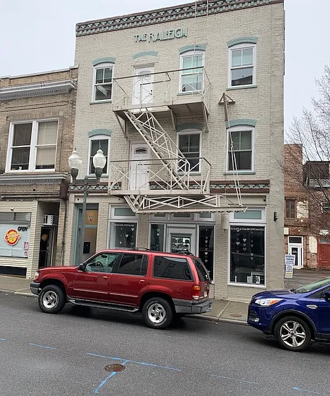123 Kirk Ave SW #B — Photo 1