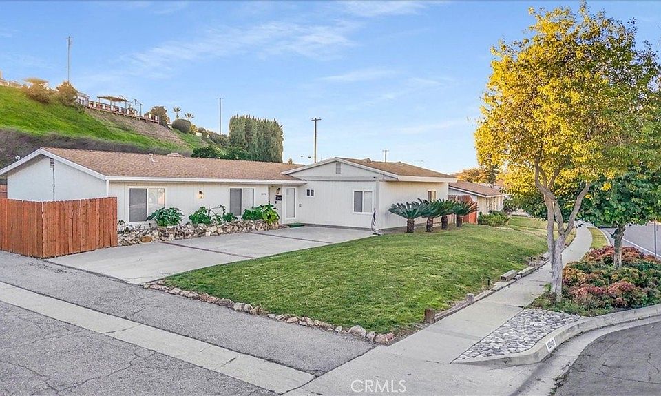 1st image of 22942 Sunset Crossing Rd