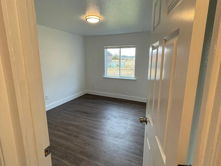 114 N Mill St #2 — Photo 11
