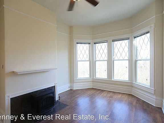 2nd image of 11 Broderick St #1