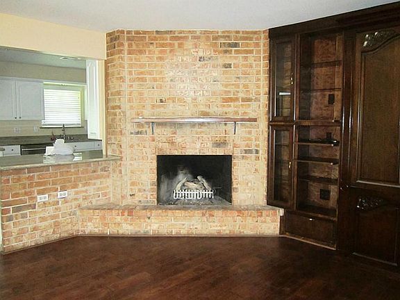 3rd image of 502 Bayview Dr