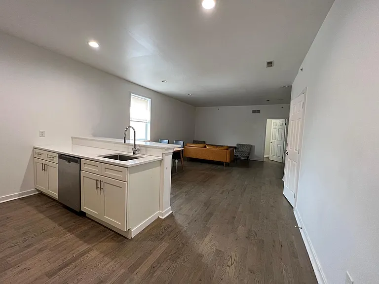 528 N 34th St #2 — Photo 18