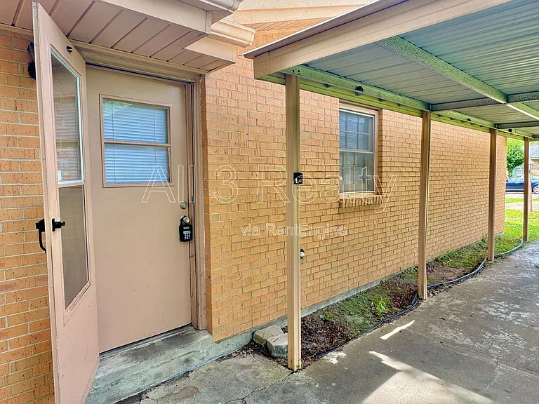 3253 Windwood Dr — Photo 29