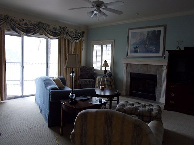 2nd image of 197 Sunset Point Dr APT 413