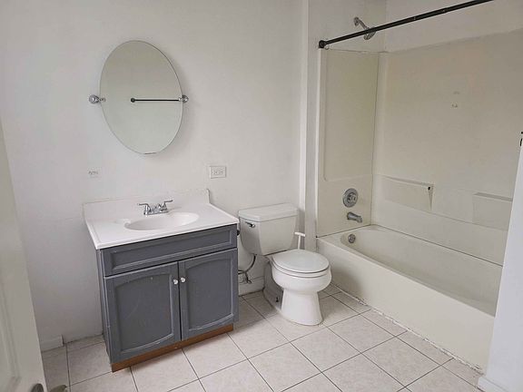 2nd floor bathroom