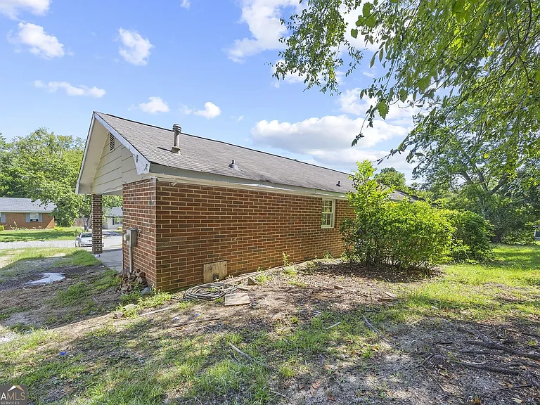 2260 Arrowwood Dr — Photo 8