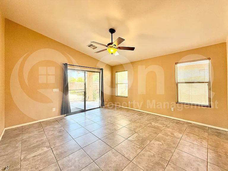 1238 W Corriente Dr — Photo 11