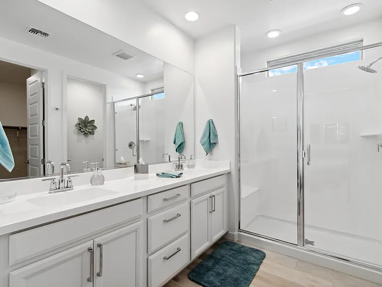 8904 W Solano Dr — Photo 11