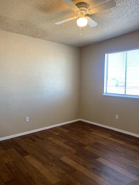 2 bed, 800 sqft, $875 — Photo 3