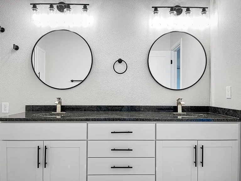 Woodlane Place Townhomes — Photo 24