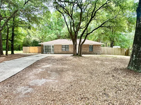 423 John King Rd, Crestview, FL 32539