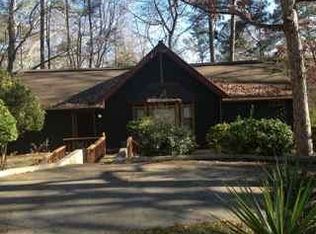1190 Golden Cir, Lilburn, GA 30047