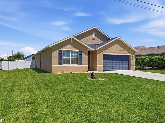 3rd image of 2521 SW 11th Pl