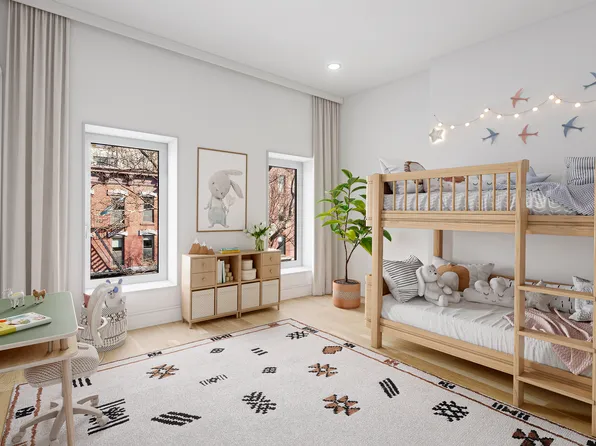 536 Court Street image 17 of 27