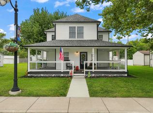 107 E Oxford St, Otterbein, IN 47970