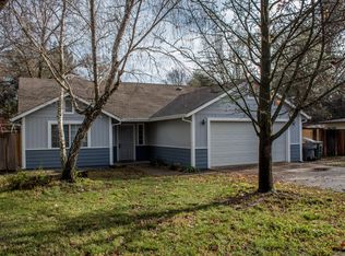 6133 Emerald Ln, Redding, CA 96001