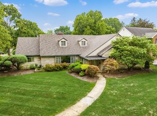 2585 E Broad St, Columbus, OH 43209