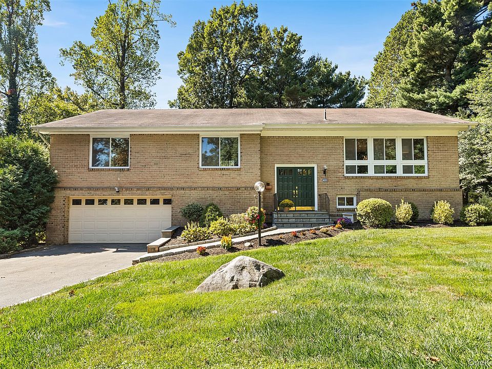 1st image of 40 Penny Lane