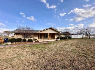 2010 Ben Ivey Rd, Webb, AL 36376