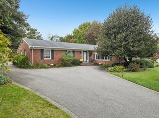 312 Great River Rd, Great River, NY 11739