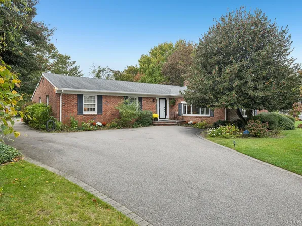 312 Great River Road, Great River, NY 11739