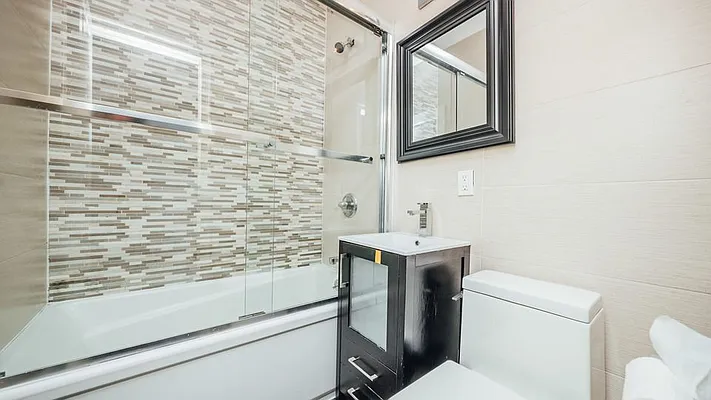 Rented by Nooklyn NYC LLC | media 55