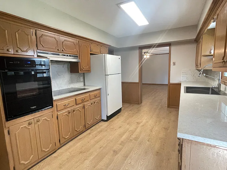 2002 E Mimosa St — Photo 10