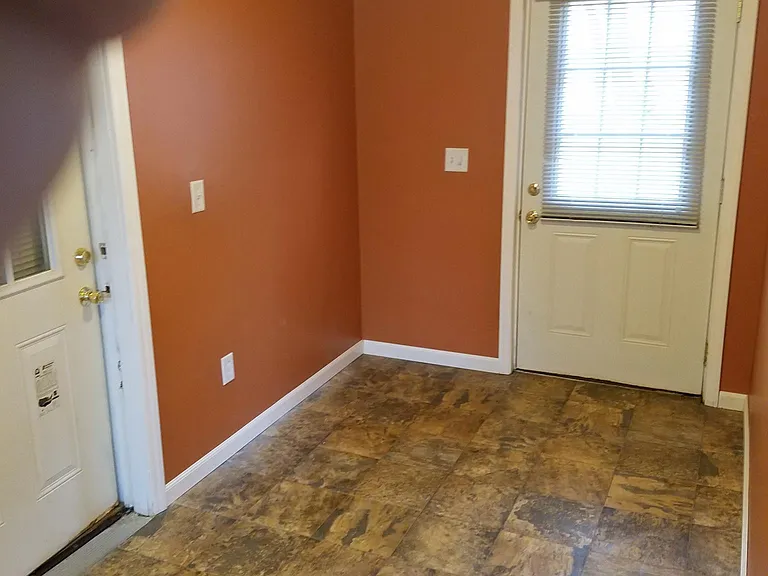 110 Sleeping Giant Dr — Photo 38