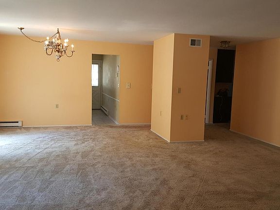 4th image of 614B Bosworth Ct