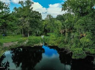 142 Landmark Ave, Satsuma, FL 32189