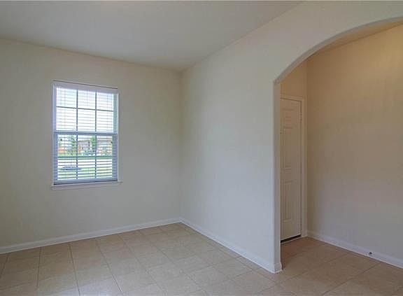 2nd image of 176 Lone Star Ave