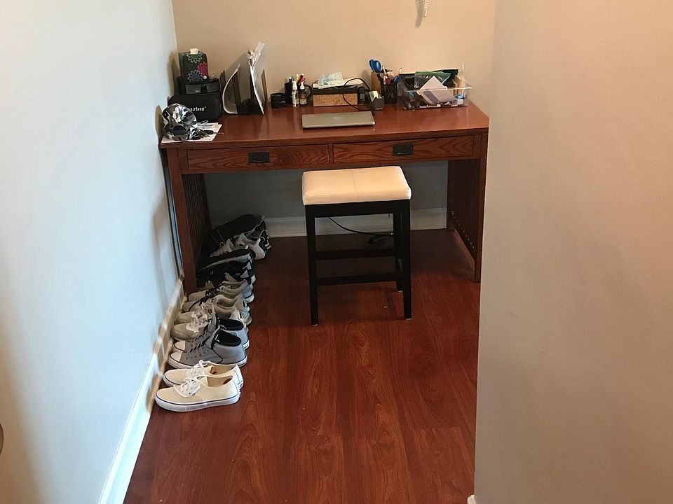 1st image of 25 Franklin Ave