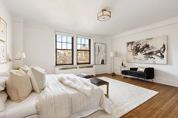 Sold by Compass | media 7