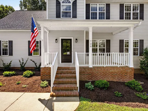 720 Raymond Dr, Clayton, NC 27527