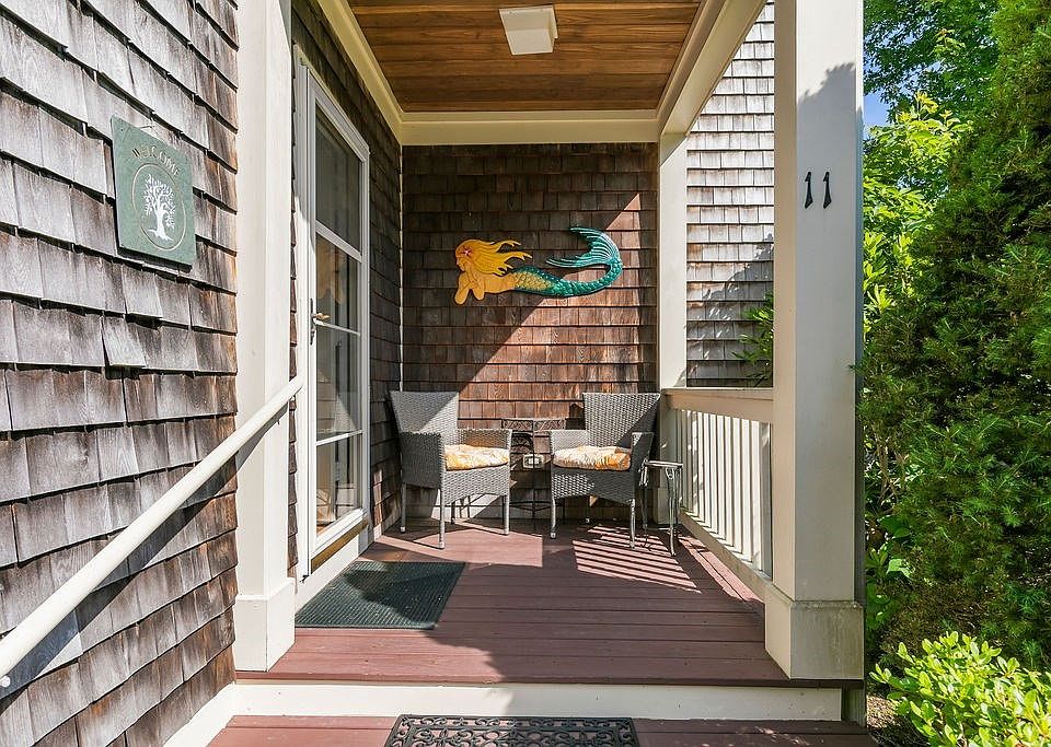 Windchime Apartments Mashpee, MA Zillow