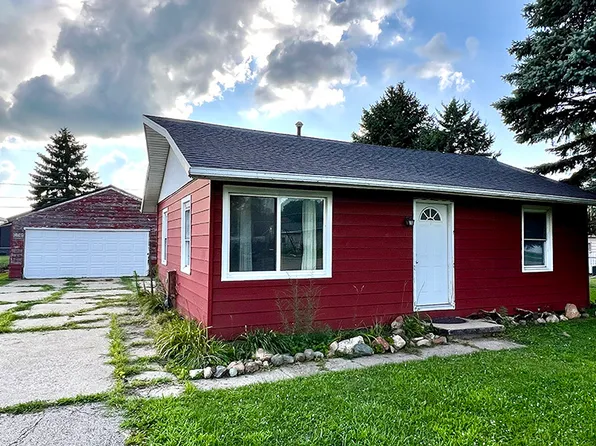 505 Oak Ave, Sterling, IL 61081
