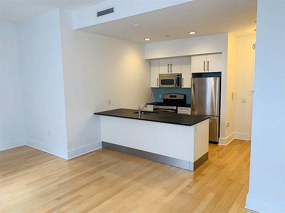 2nd image of 4 Beacon Way APT 1608