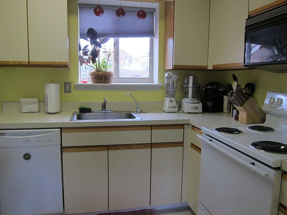 1st image of 2751 Pennsylvania Ave #B206