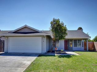 5 Granville Ct, Sacramento, CA 95838