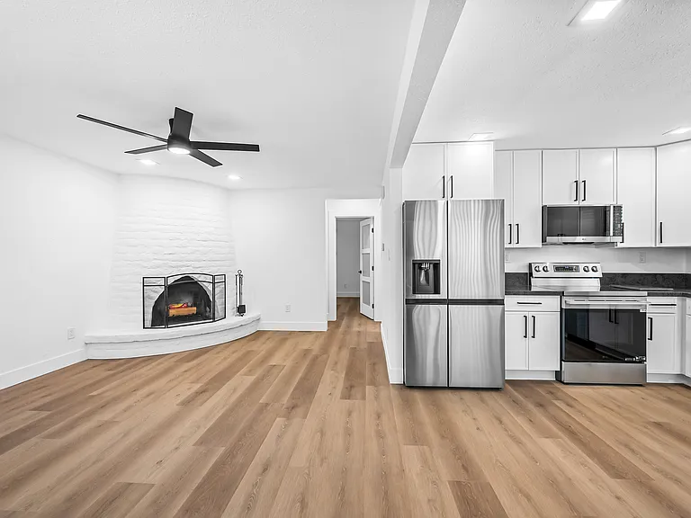 3518 E Montecito Ave #1 — Photo 7