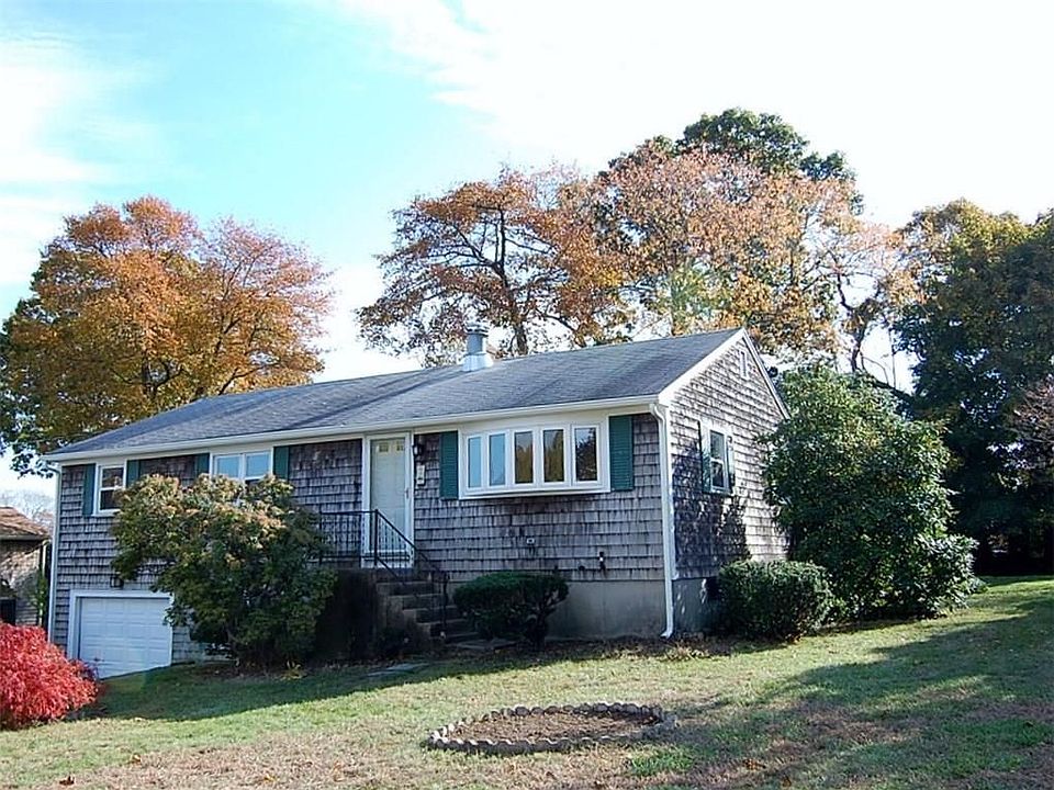 1st image of 38 Roosevelt Dr