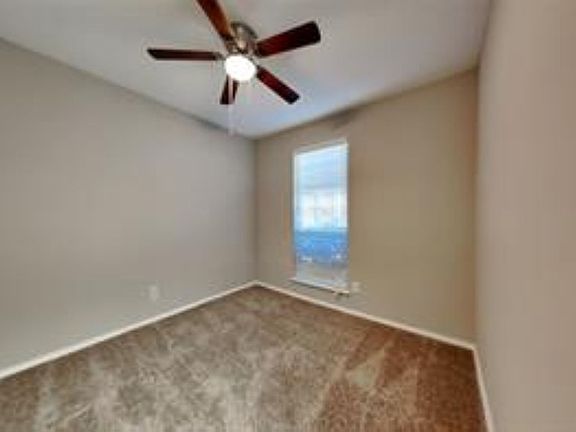 5th image of 7917 Mourning Dove Dr