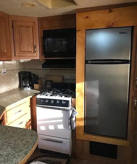 25600 Seneca Dr — Photo 17