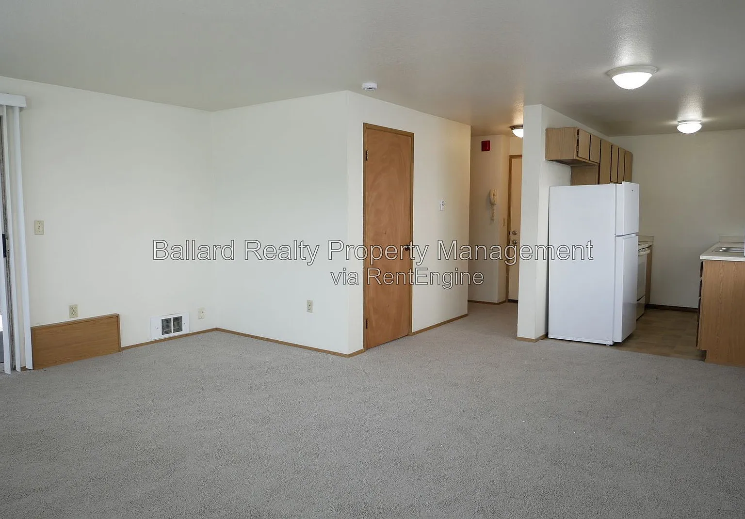 2 bed, 1.5 bath, 1000 sqft, $2,195 — Photo 3