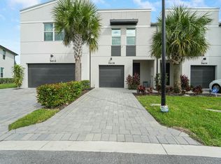 5608 Mentmore Dr, Mangonia Park, FL 33407